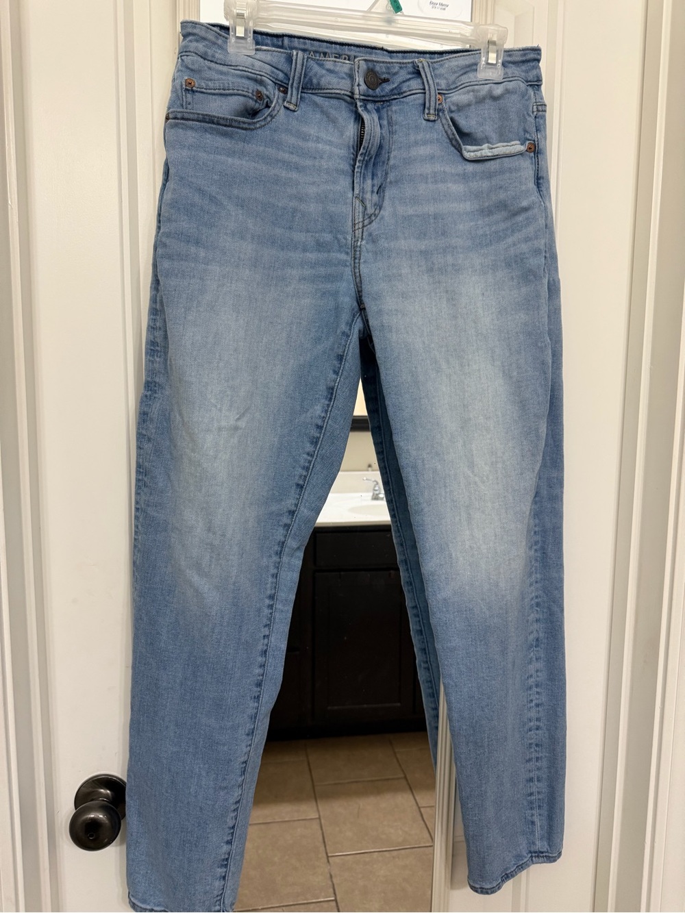 American Eagle Outfitters Light Wash Straight Leg Jeans